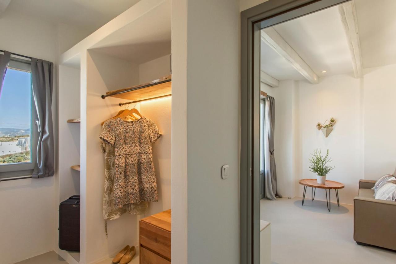 Paros Cape Suites Naoussa Esterno foto