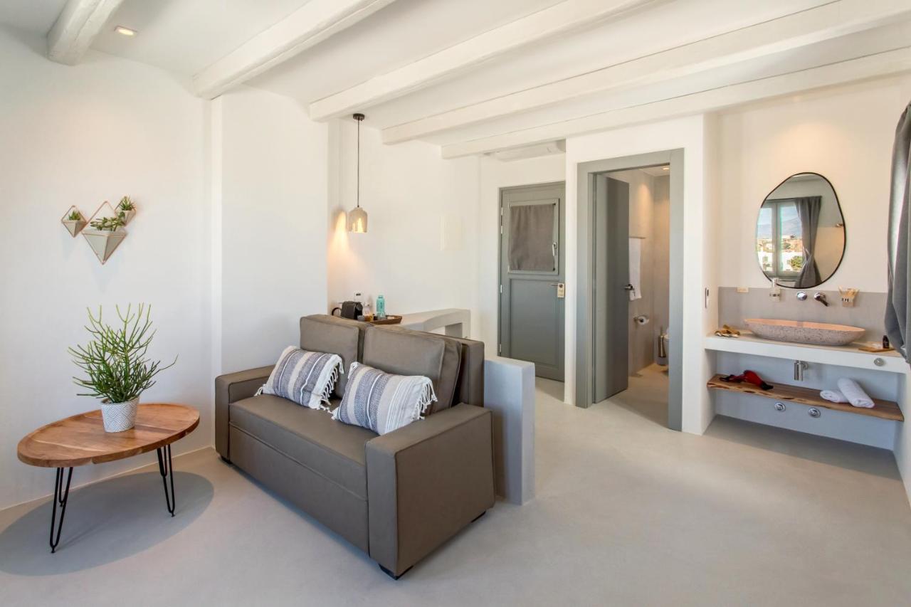 Paros Cape Suites Naoussa Esterno foto