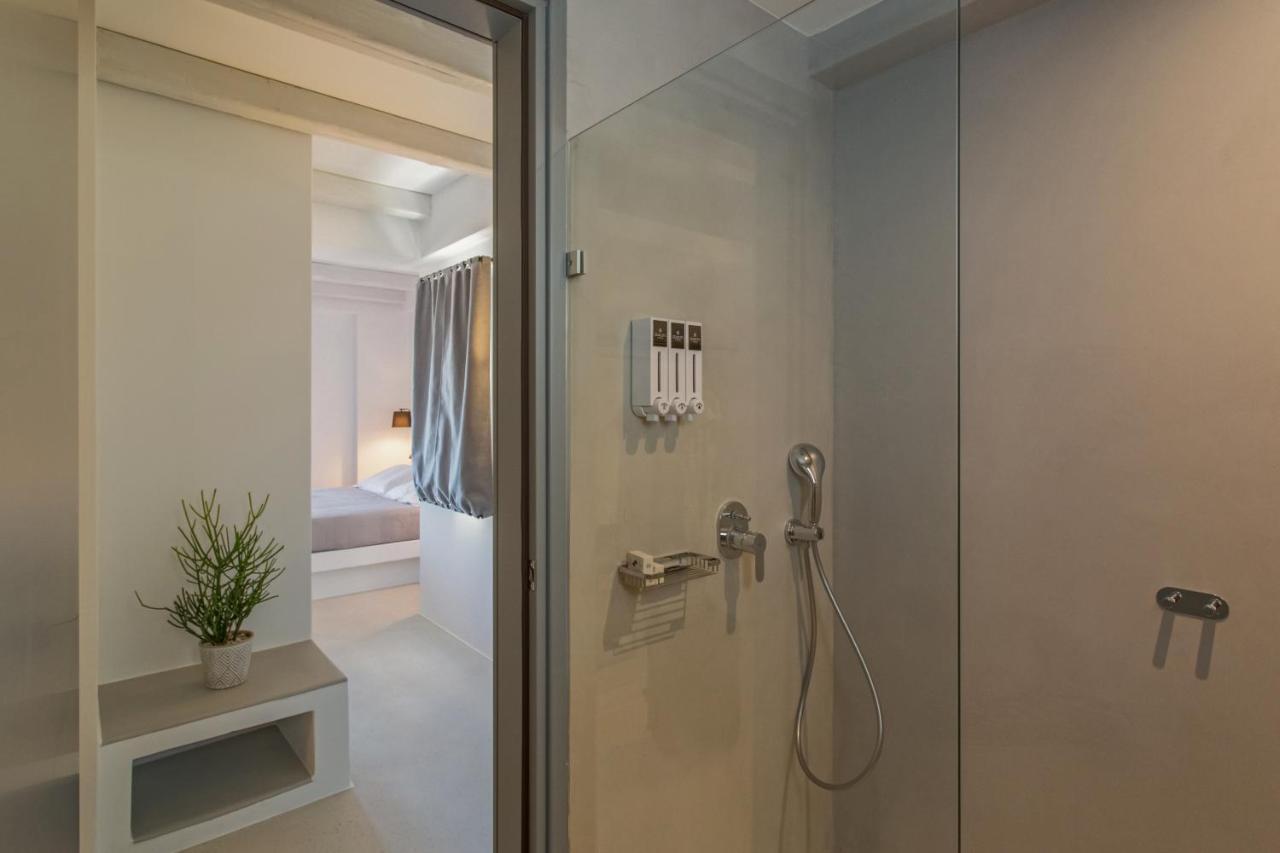 Paros Cape Suites Naoussa Esterno foto