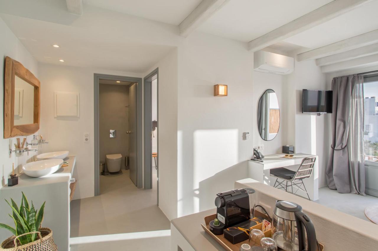 Paros Cape Suites Naoussa Esterno foto