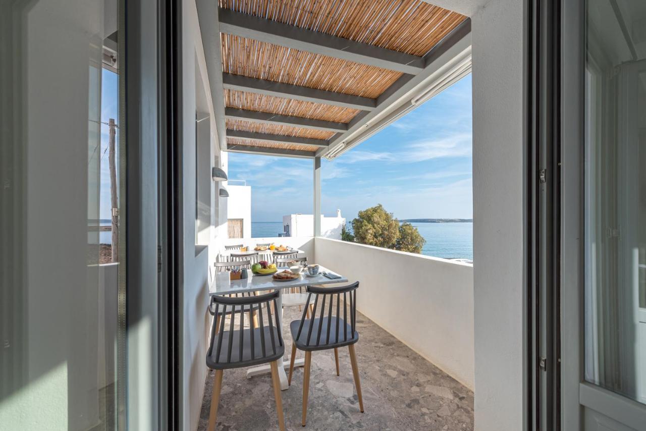 Paros Cape Suites Naoussa Esterno foto
