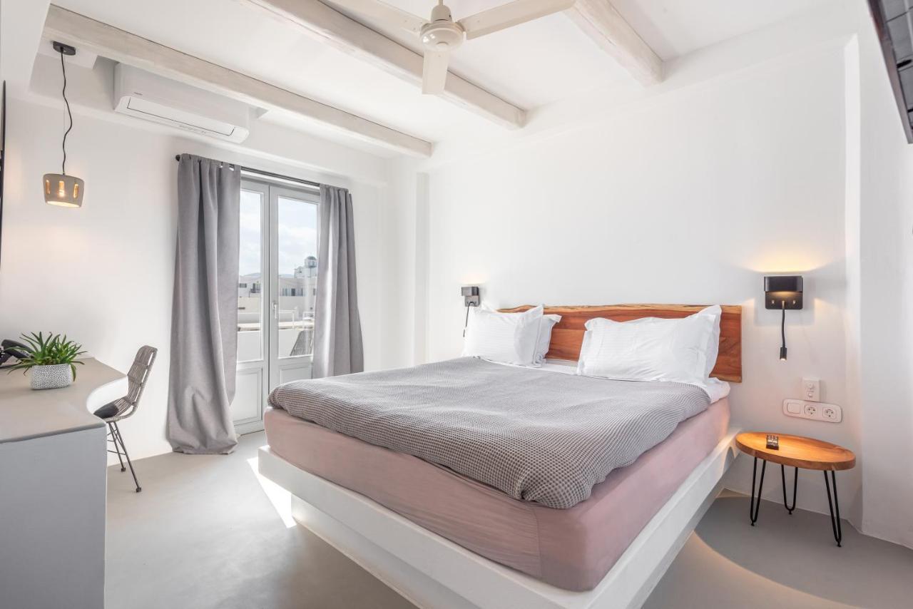 Paros Cape Suites Naoussa Esterno foto